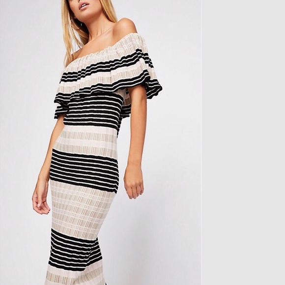 Free People Model Off-Duty Stretch Ribbed Dress Off The Shoulder - Picture 2 of 7